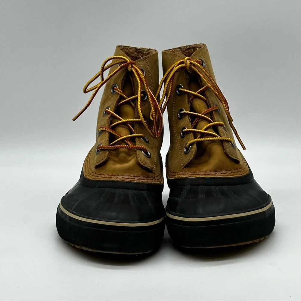 Sorel Cheyanne Metro Lace Waterproof Boots. Size 8